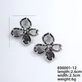 Elegante silberne Schmetterlingsstecker mit dunkelgrauen Zirkoniasteinen und Diamanten - Silber und Tintenschwarz (E00001-12)