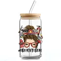 Détail d'un autocollant UV DTF sur verre de 16oz avec motif de thème pompier - Style Vie de Pompier (QT747-6)