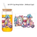 UV DTF medische sticker met LOVE-tekst en verpleegsterspictogrammen voor glazen - LOVE Letters met Spuit Stethoscoop Stijl (QT856-4)