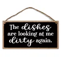 Rustiek houten keukenbord met grappige quote en jute touw op een witte achtergrond - Grappige Keuken Quote (QT1175)