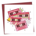 Retro-Weihnachtskarte mit Vintage-Kassetten-Motiven und einem dunkelroten Umschlag - Retro Kassette Musik Weihnachten (QT1083-17)