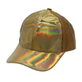 Detailaufnahme der metallischen holografischen Goldtextur dieser modischen PU-Cap - Verstellbar / Holografisches Gelb