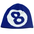Texture détaillée du bonnet en tricot bleu marine avec motif jacquard numéro 8 blanc - Taille unique / Bleu