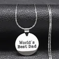 Collar de acero inoxidable pulido con colgante redondo grabado con World's Best Dad - Plata 45cm