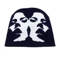 Berretto blu scuro con motivo jacquard bianco del viso per uno stile streetwear - Taglia unica / Nero e Bianco