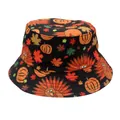 Dettaglio di un cappello da pescatore nero con motivi festivi di zucca, foglia d'acero e tacchino - Taglia M (56-58cm) / Stampa Tacchino Zucca Ringraziamento (Nero)
