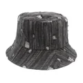 Primer plano de tela vaquera desgastada con detalles de agujeros en el sombrero - M / Estilo Desgastado Pesado Gris Oscuro