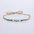 Détail d'un bandeau de chapeau ethnique fait main avec turquoise et perles colorées - Style Tissé Corde Beige Perle Principale Texture Turquoise (Style 35)