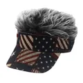 Dettaglio di finti capelli grigi su un berretto da baseball con bandiera americana - Regolabile / Pelliccia Grigia