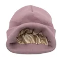 Detalle del gorro de punto rosa con forro de satén dorado para proteger el cabello - Talla única / Rosa