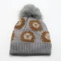 Berretto in maglia grigio per bambini con leone, fodera calda e pompon di pelliccia - Taglia unica (Bambini) / Grigio