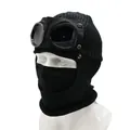 Detalle de pasamontañas de punto negro resistente al viento con gafas integradas - Talla única / Negro