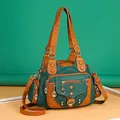 Retro vintage washed leather shoulder bag with multiple pockets and top handle - Green