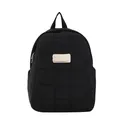Sac à dos matelassé noir avec coutures larges et écusson décoratif sur le panneau avant - Noir