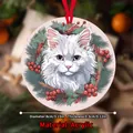 Runder Acryl-Weihnachtsanhänger mit weißer Katze und Winterkranz-Motiv, 8 cm Durchmesser - Weiße Langhaarkatze Stil (QT707-5)