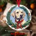 Weihnachtlicher 8cm Acryl-Hundeanhänger mit Labrador und festlichem Beerenkranz - Labrador Stil (QT707-6)