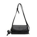 Bolso de hombro de cuero suave negro con colgante de elefante y correa con nudo decorado - Negro