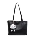 Bolso tote negro minimalista para mujer con un lindo colgante de nube de peluche - Negro