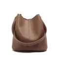 Bolso tipo cubo de cuero granulado marrón con costura vertical y bandolera - Marrón