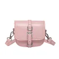 Mini bolso de silla rosa en charol brillante con hebilla plateada y correa ajustable - Rosa