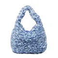 Hellblaue Satin-Handtasche mit Falten-Design und weichem, stylischem Griff für Damen - Blau