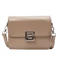 Borsa a tracolla minimalista in pelle lucida beige con fibbia quadrata argentata - Cachi