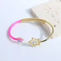 Bracelet étoile en émail rose plaqué or 18 carats avec pierre en zircone brillante - Rose