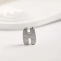 Funkelnder silberfarbener Buchstabe H Anhänger mit Zirkonia-Besatz für DIY-Schmuck - Silber Buchstabe H