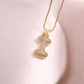 Collier lettre I en or 3D avec oxydes de zirconium sur une chaîne vénitienne - Lettre I