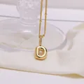 Collar con colgante de letra D bañada en oro de 18K y asa con cristales brillantes - Letra D