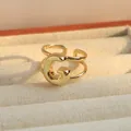 Verstelbare gouden messing ring met bubbelletter G en dubbellaagse holle band - Letter G / Goud