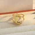 Verstelbare gouden koperen ring met dubbele laag en ballonletter L ontwerp - Letter L / Goud