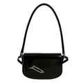 Glänzende schwarze Lackleder-Schultertasche mit stilvollem silbernem Nadelverschluss - Schwarz