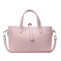 Bolso tote rosa minimalista con textura de cuero agrietado y correa ajustable - Rosa