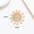 Detail view of 3.5cm floral pearl brooch with center zircon and gold metal plating - Gold Pearl Zirconia Petal Style (XX0100)