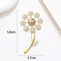Elegant champagne pearl flower brooch with white crystals and gold plating in 5.8x3.7cm - Champagne Gold Pearl Streamline Flower Style (XX0114)