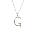 Collier doré avec pendentif en G orné de cristaux baguette colorés au style arc-en-ciel - Lettre G Dorée Colorée