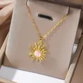 Elegante collana a girasole dorata con gemma rosa in una lussuosa confezione regalo - Stile Girasole Zircone Rosa Oro (X0263-Girasole Oro)
