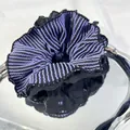 Elastico per capelli in maglia a righe viola e nere con rifinitura in pizzo nero - Scrunchie Sottile Ondulato Bicolore