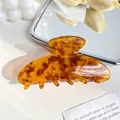 Pince à cheveux élégante en acétate avec motif écaille de tortue et fini ambré - 9cm / Léopard Brun