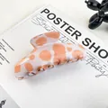 Grande pince à cheveux à motif tacheté rose orangé et blanc crème, finition brillante - Imprimé Vache Orange