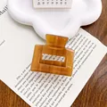 Pince à cheveux carrée élégante en ambre écaille pour une coiffure demi-haute - 5cm / Café Clair