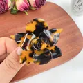 Pince à cheveux élégante en forme de rose en acétate écaille de tortue pour femme - 5,5 cm Écaille de Café