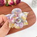 Pince à cheveux fleurie en acétate rose et bleu avec motif marbré pour femmes - 5,5 cm Lilas Violet