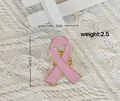Broche ruban rose de sensibilisation au cancer du sein avec bordure en métal doré - Rose