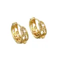 Orecchini vintage in oro con motivi floreali traforati e zirconi cubici trasparenti - Stile Floreale Traforato (D0767 Oro)