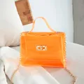 Borsa arancione in PVC semitrasparente con catena dorata e chiusura in metallo - Arancione