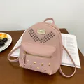 Rosa Mini-Rucksack mit Goldnieten und Reißverschluss, stylische Damen-Handtasche - Rosa