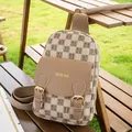 Sac bandoulière à carreaux beige avec rabat en similicuir marron et boucles dorées - Sac de Poitrine Double Boucle Damiers / Kaki