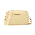 Minimalist cream wave quilted crossbody bag with stylish gold metal logo and wide strap - Wave Style / Off White
